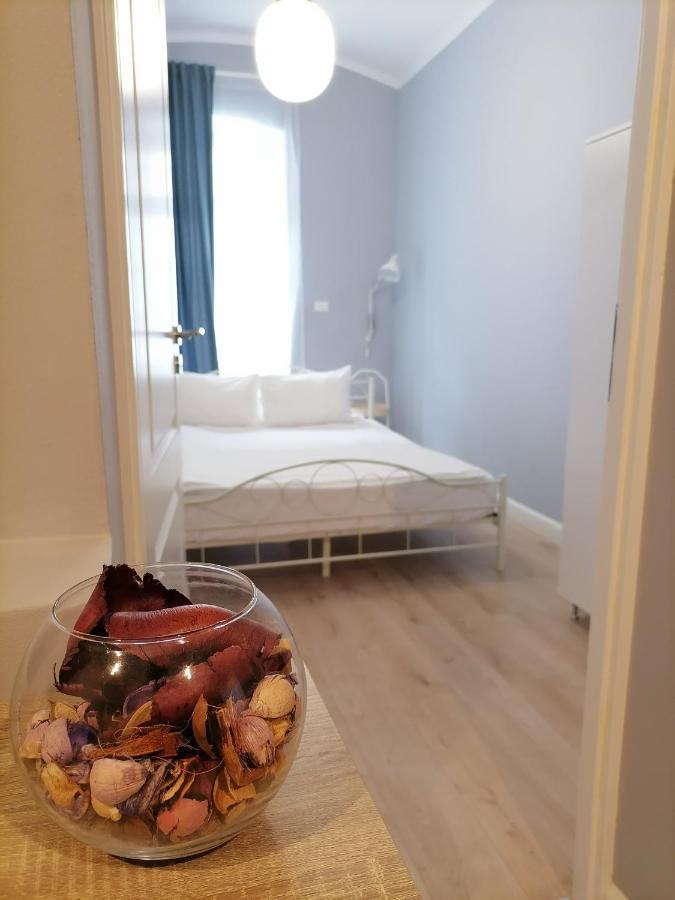 טימישוארה Central Accommodation מראה חיצוני תמונה